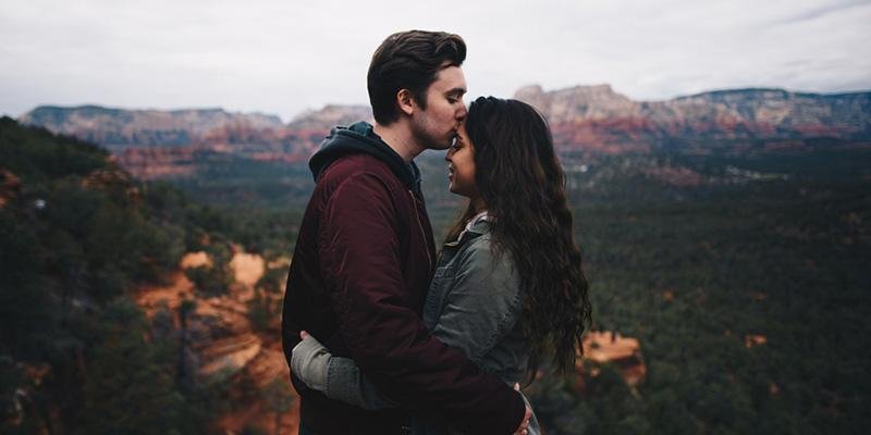 24 Epic Bucket List Ideas for Adventurous Couples - CoupleGifts.com