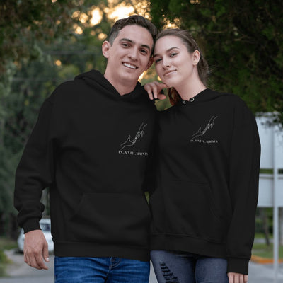 Custom Couple Hoodie Holding Hands - Hoodie - Unisex Heavy Blend™ Hooded Sweatshirt - Black