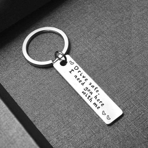 MUUJEE Drive Safe I Need You Here Keychain - Engraved Wooden Keychain Key  Chain for Car Keys Anniversary Birthday Gift Ideas